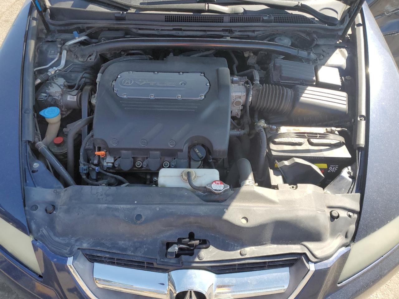 2004 Acura TL - Image 11