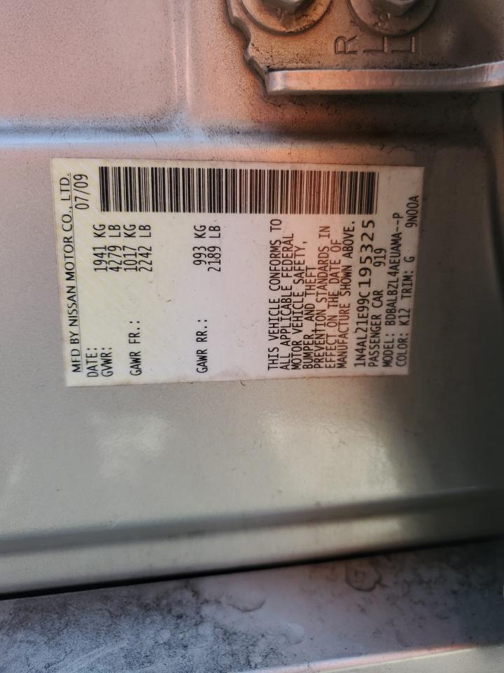 2009 Nissan Altima - Image 13