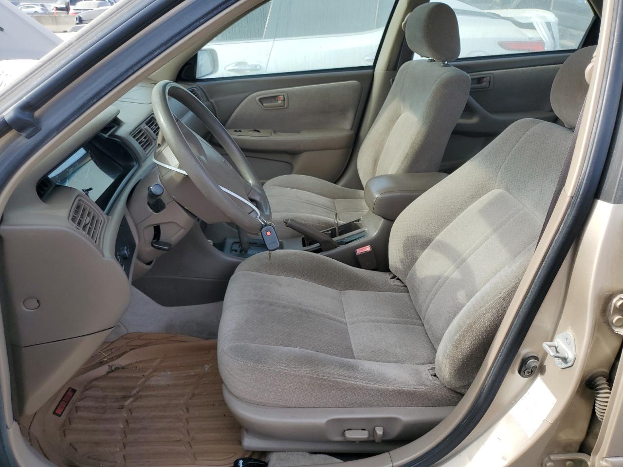 2000 Toyota Camry - Image 7