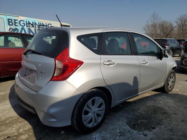  NISSAN VERSA 2017 Srebrny