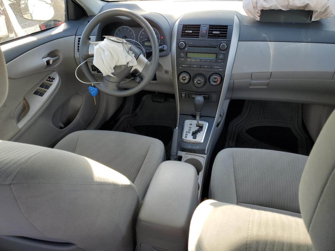 2010 Toyota Corolla - Image 8