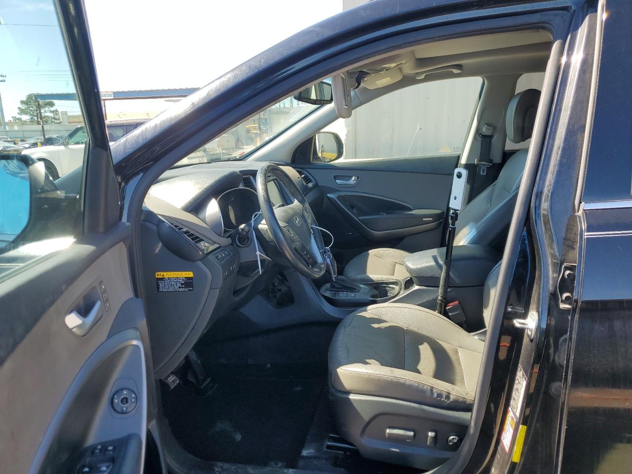 2015 Hyundai Santa Fe - Image 7