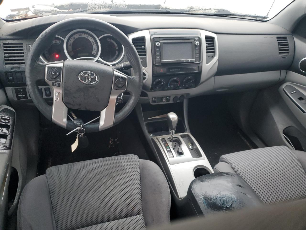 2015 Toyota Tacoma - Image 8