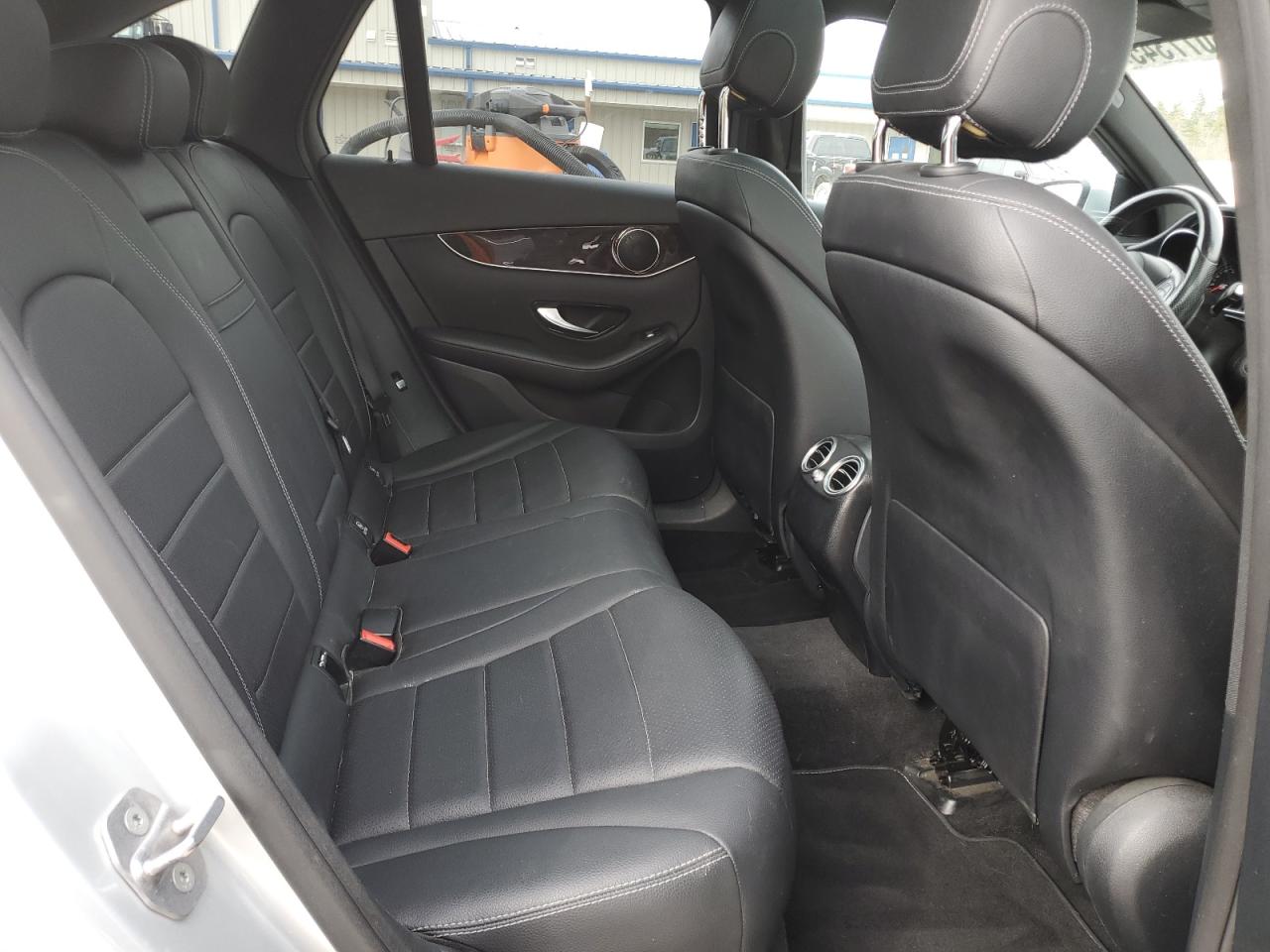 2017 Mercedes-Benz GLC - Image 11