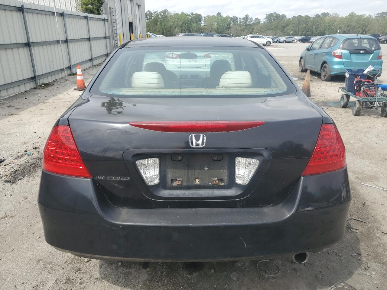 2007 Honda Accord Ex VIN: 1HGCM56767A163292 Lot: 50550485