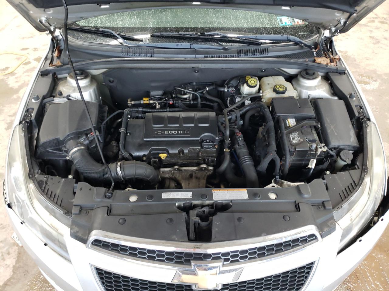 2014 Chevrolet Cruze - Image 11