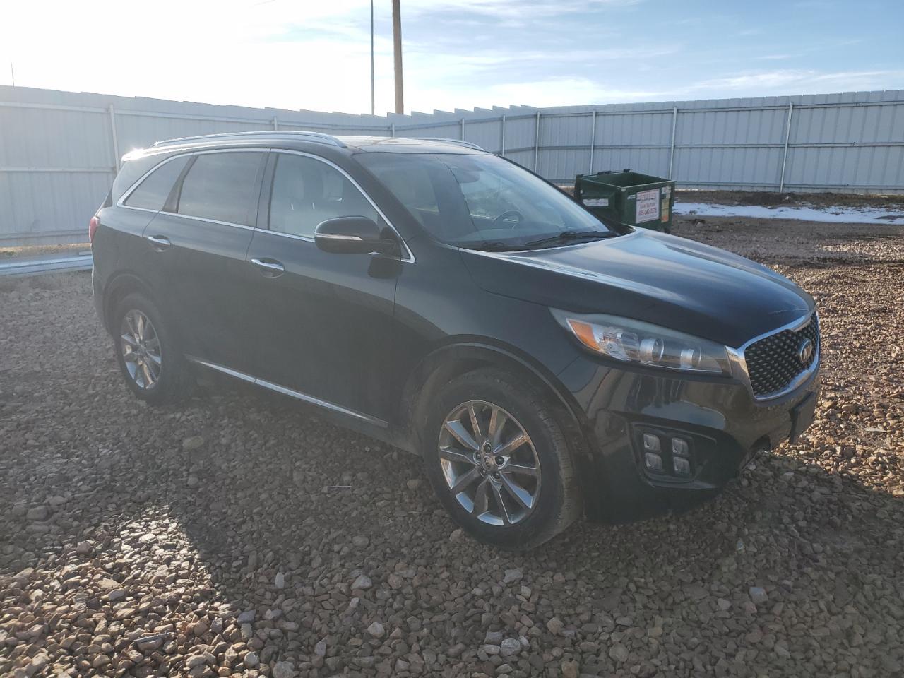 2016 Kia Sorento - Image 4