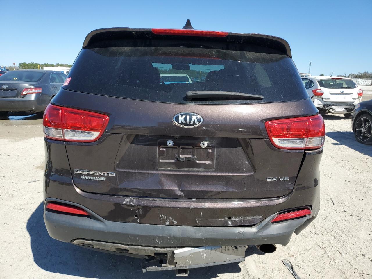 2018 Kia Sorento - Image 6