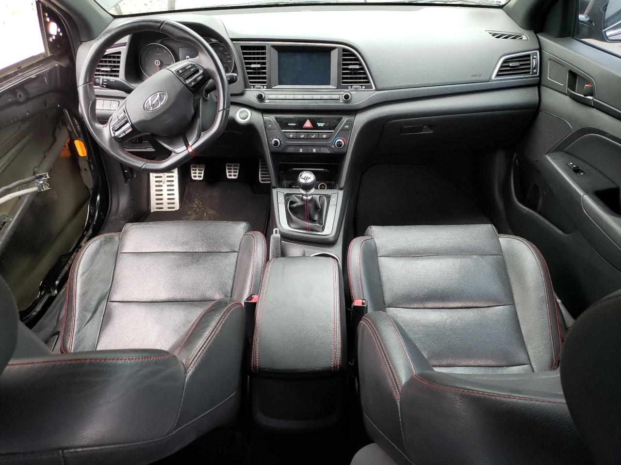 2017 Hyundai Elantra - Image 8