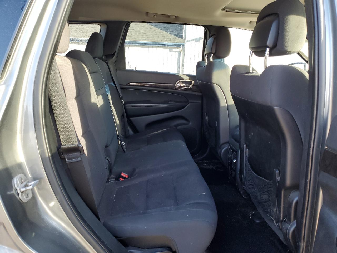 2012 Jeep Grand Cherokee - Image 12