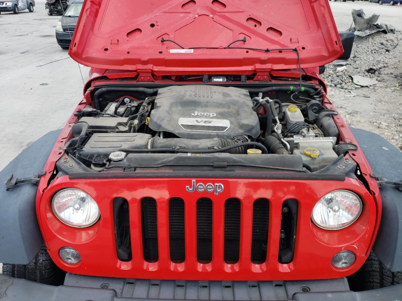 2018 Jeep Wrangler - Image 12