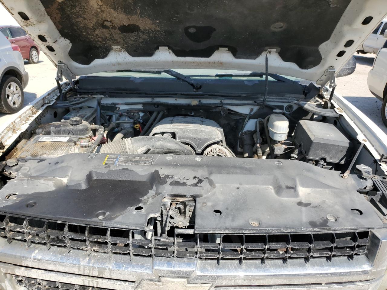 2007 Chevrolet Silverado - Image 11