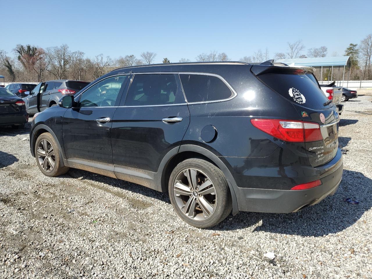 2014 Hyundai Santa Fe - Image 2