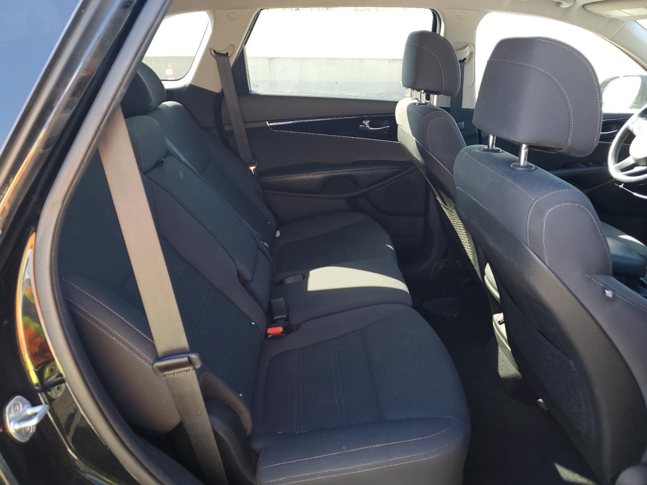 2017 Kia Sorento - Image 11