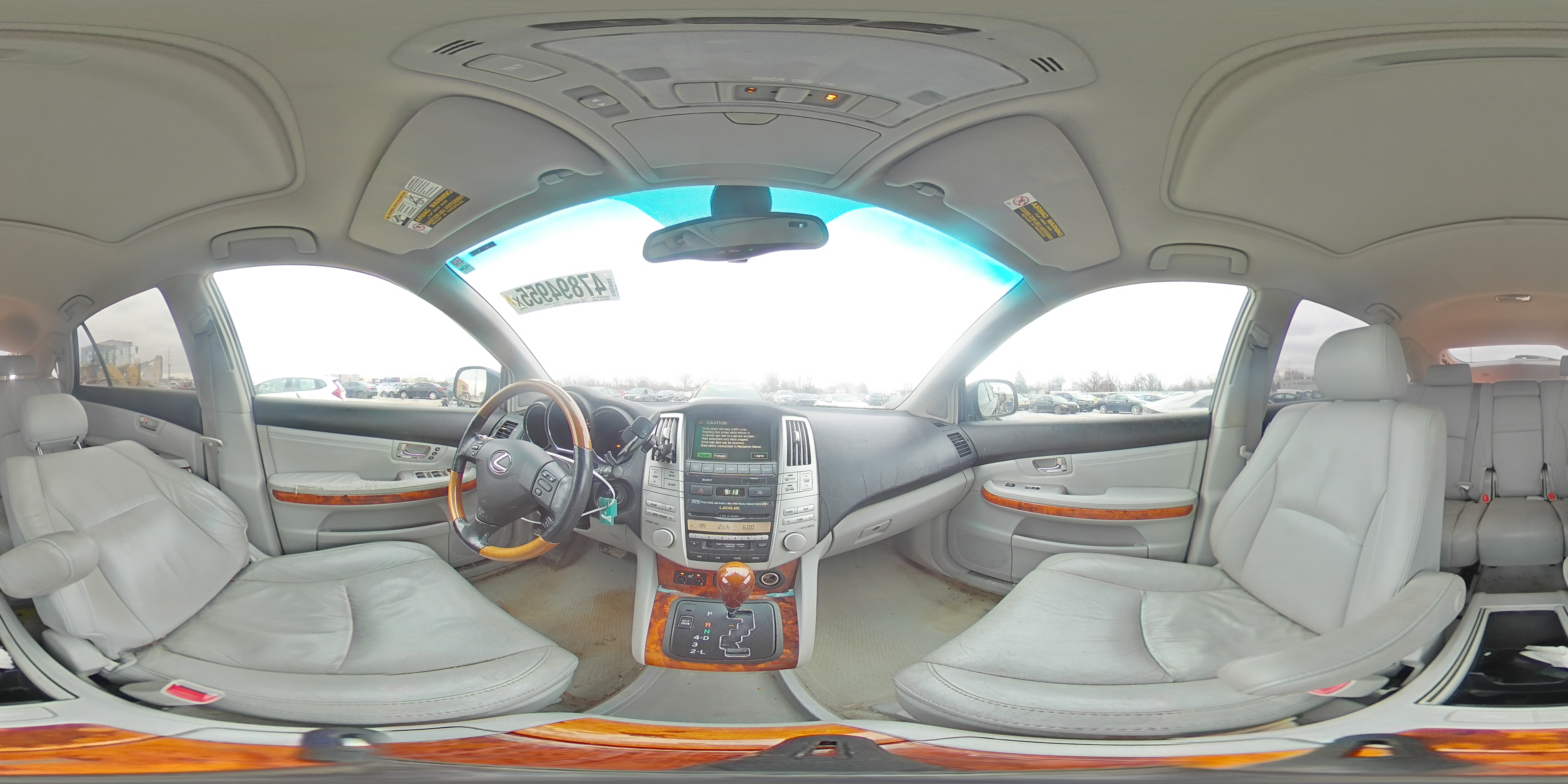 2005 Lexus RX - Image 13
