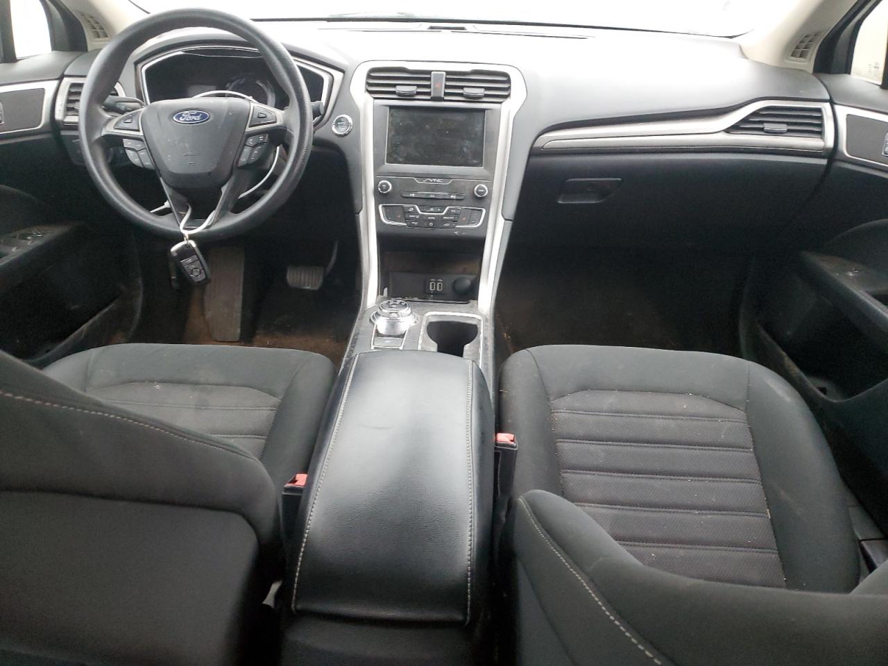 2020 Ford Fusion - Image 8
