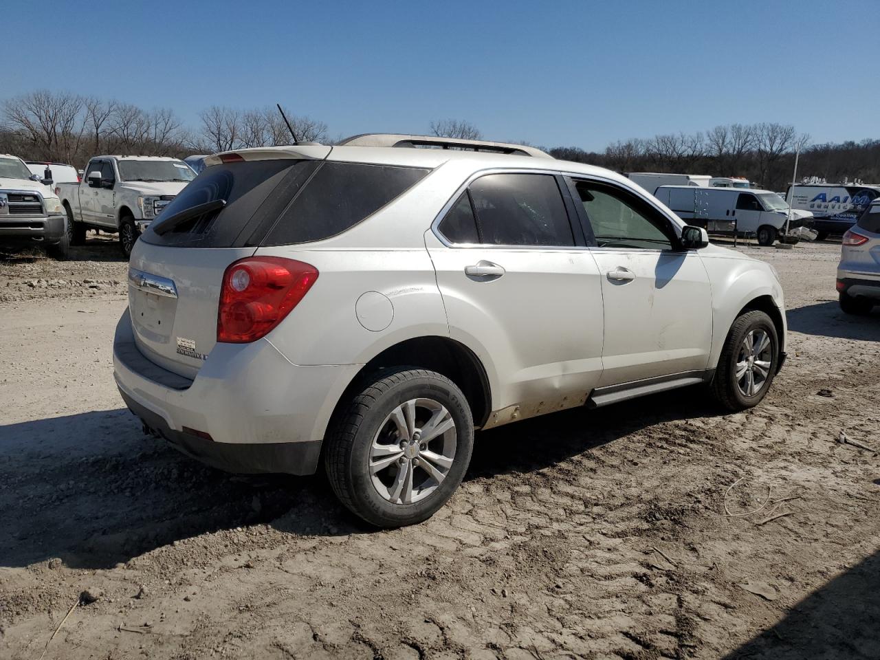 2015 Chevrolet Equinox - Image 3