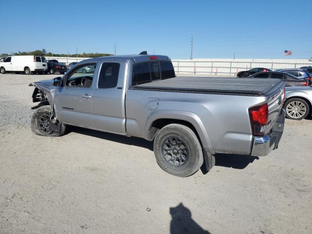  TOYOTA TACOMA 2021 Srebrny