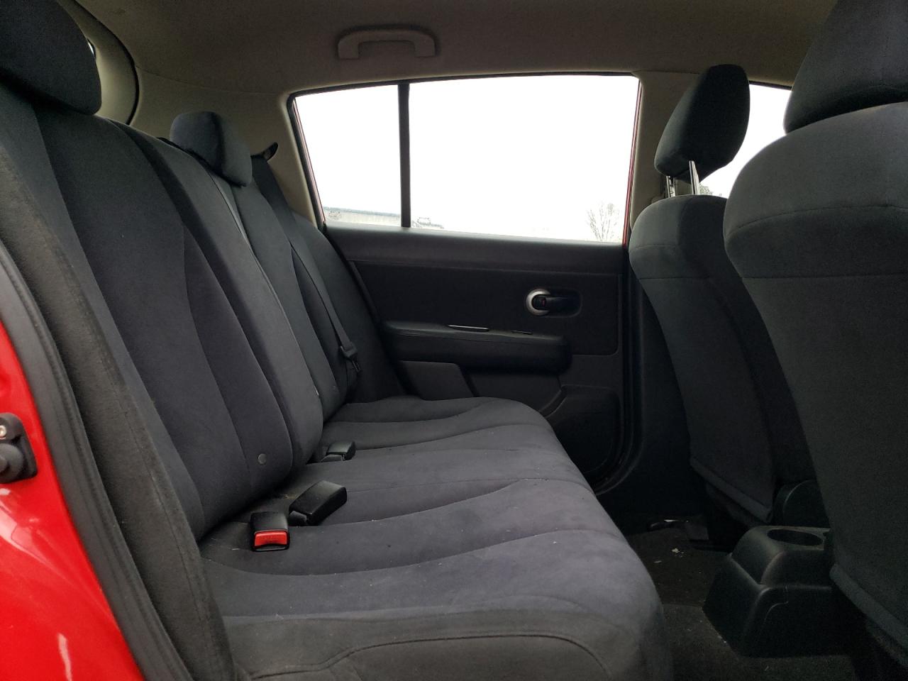 2009 Nissan Versa - Image 11