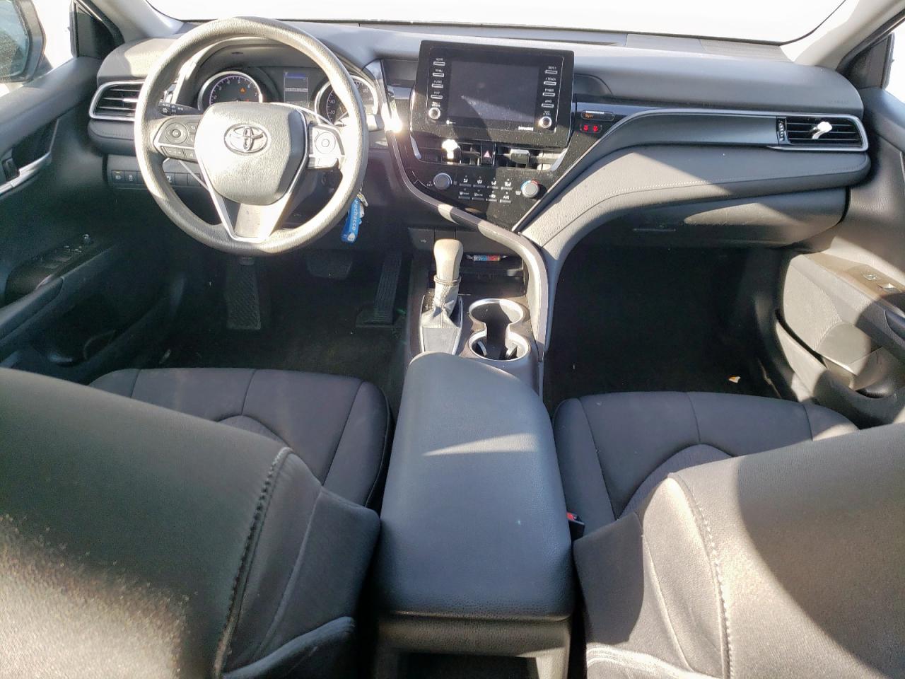 2021 Toyota Camry - Image 8