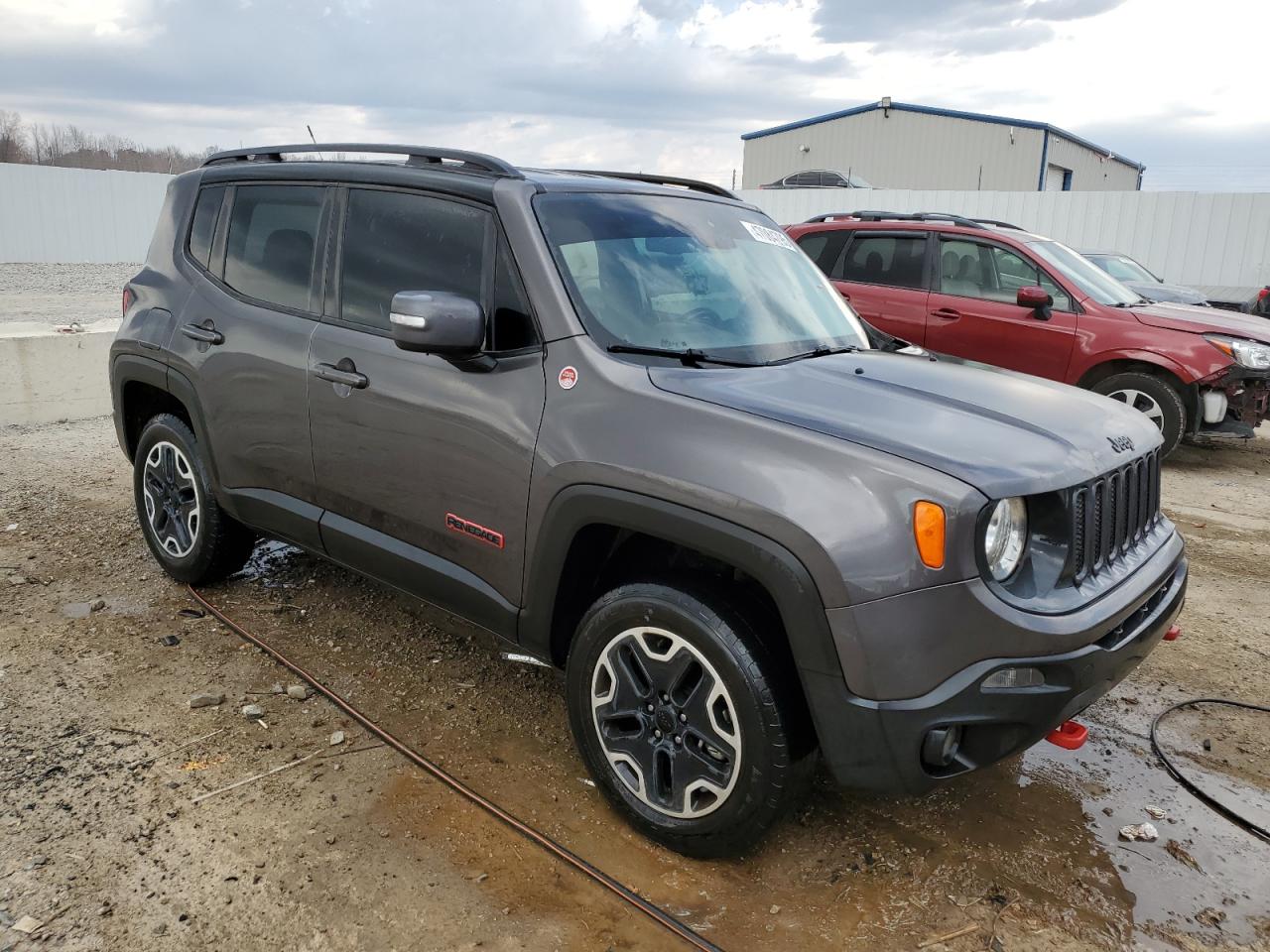2016 Jeep Renegade - Image 4