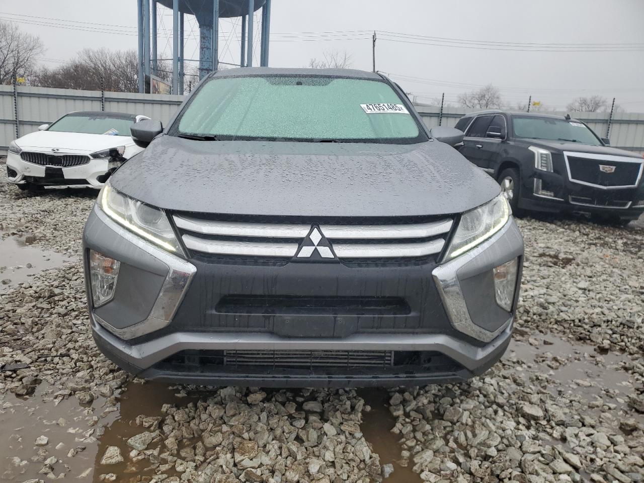 2019 Mitsubishi Eclipse - Image 5