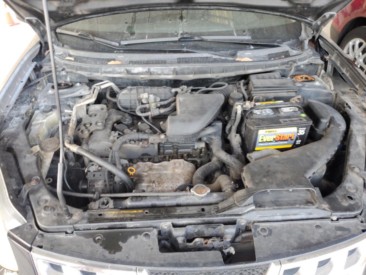 2011 Nissan Rogue - Image 12