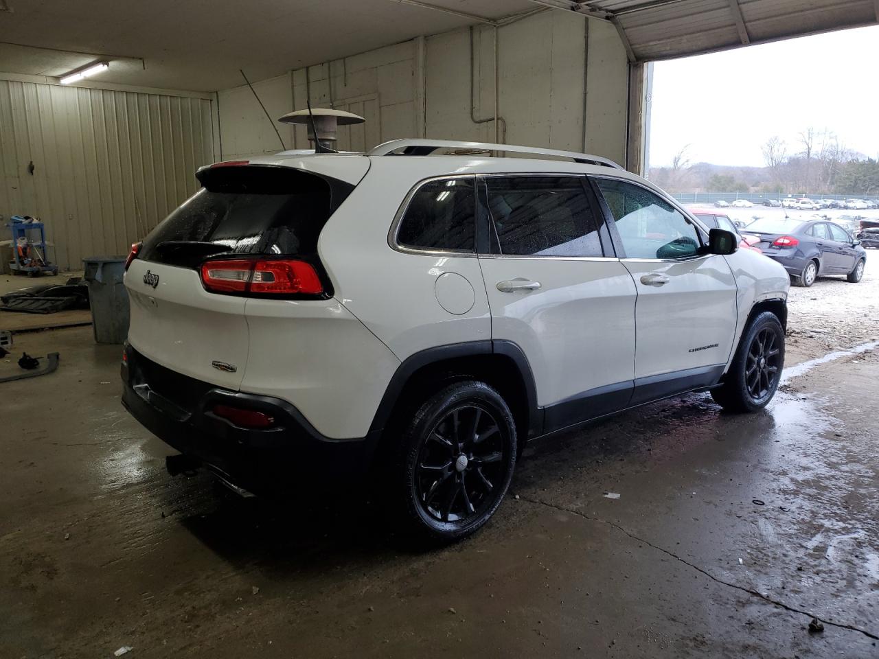 2016 Jeep Grand Cherokee - Image 3