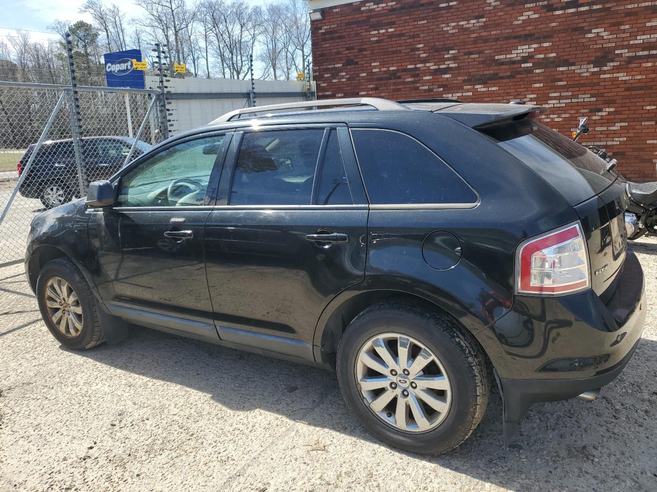 2010 Ford Edge - Image 2