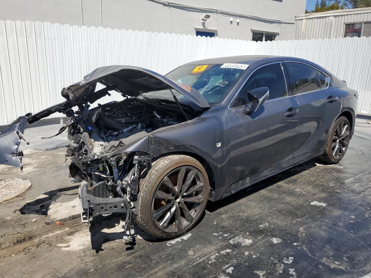2024 Lexus Is 300 de vânzare în Opa Locka, FL - Biohazard/Chemical