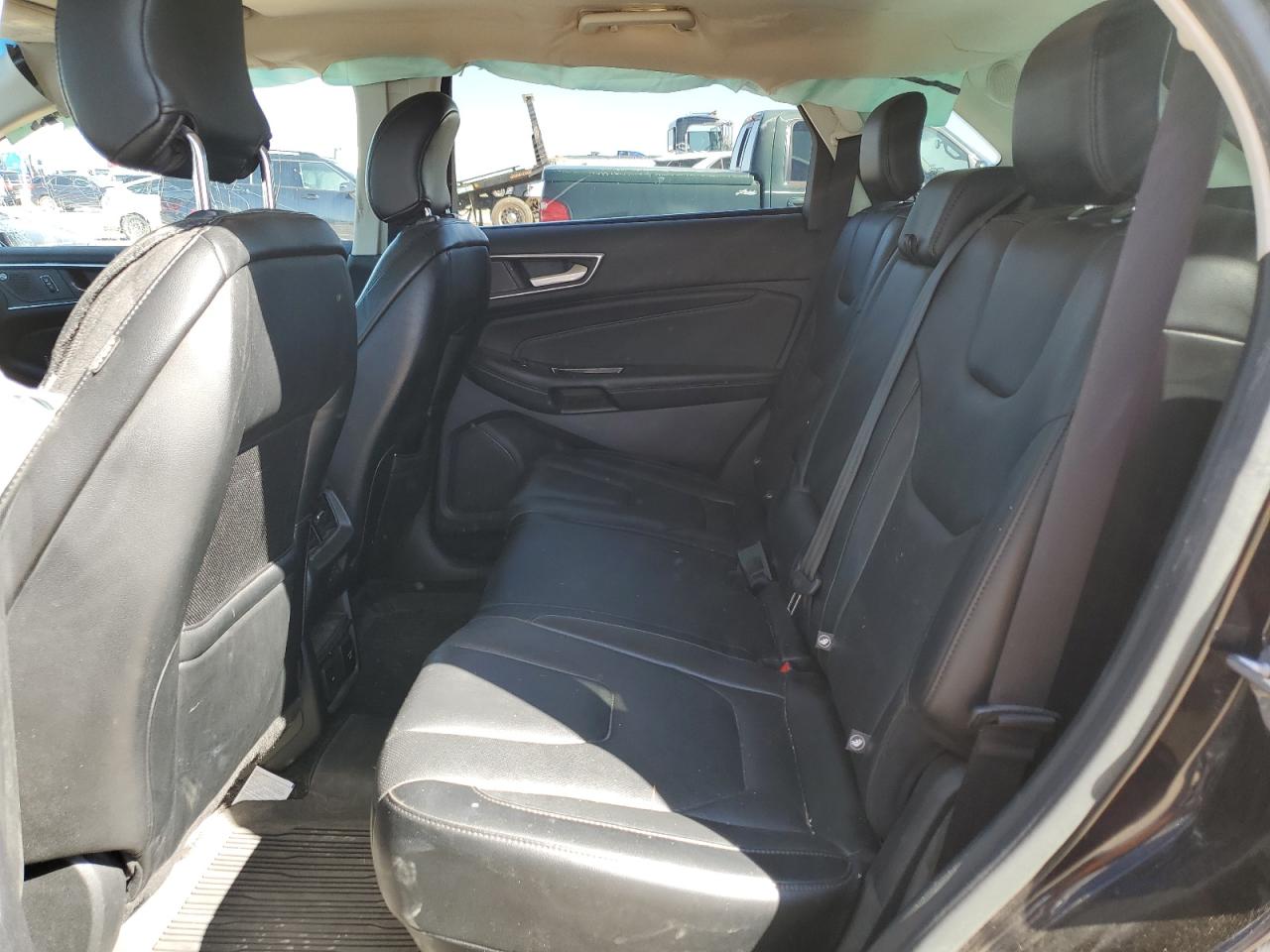 2019 Ford Edge - Image 11