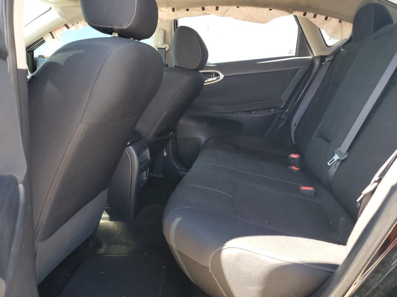 2014 Nissan Sentra - Image 10