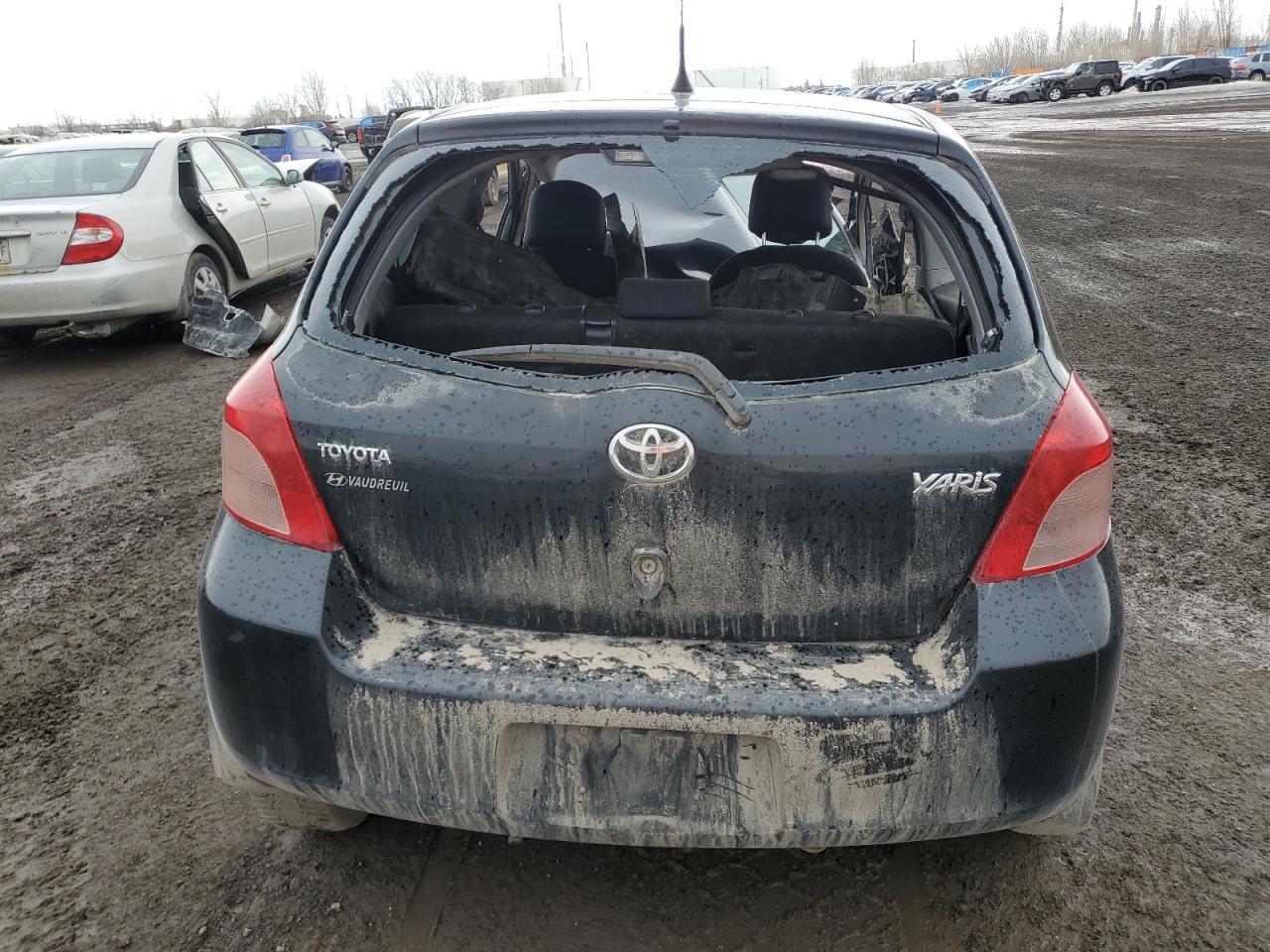 2007 Toyota Yaris VIN: JTDJT923675102567 Lot: 48685535