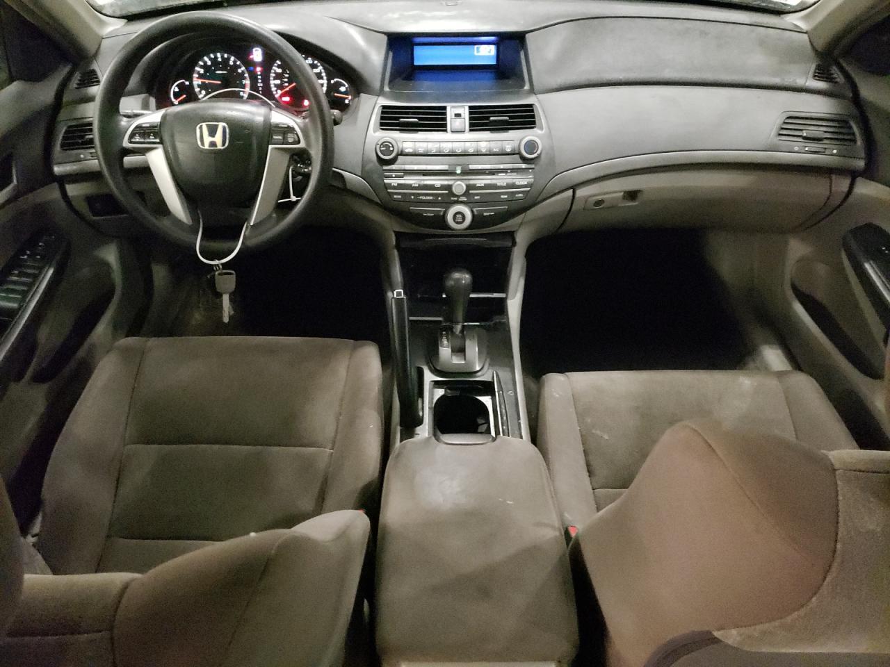 2009 Honda Accord - Image 8