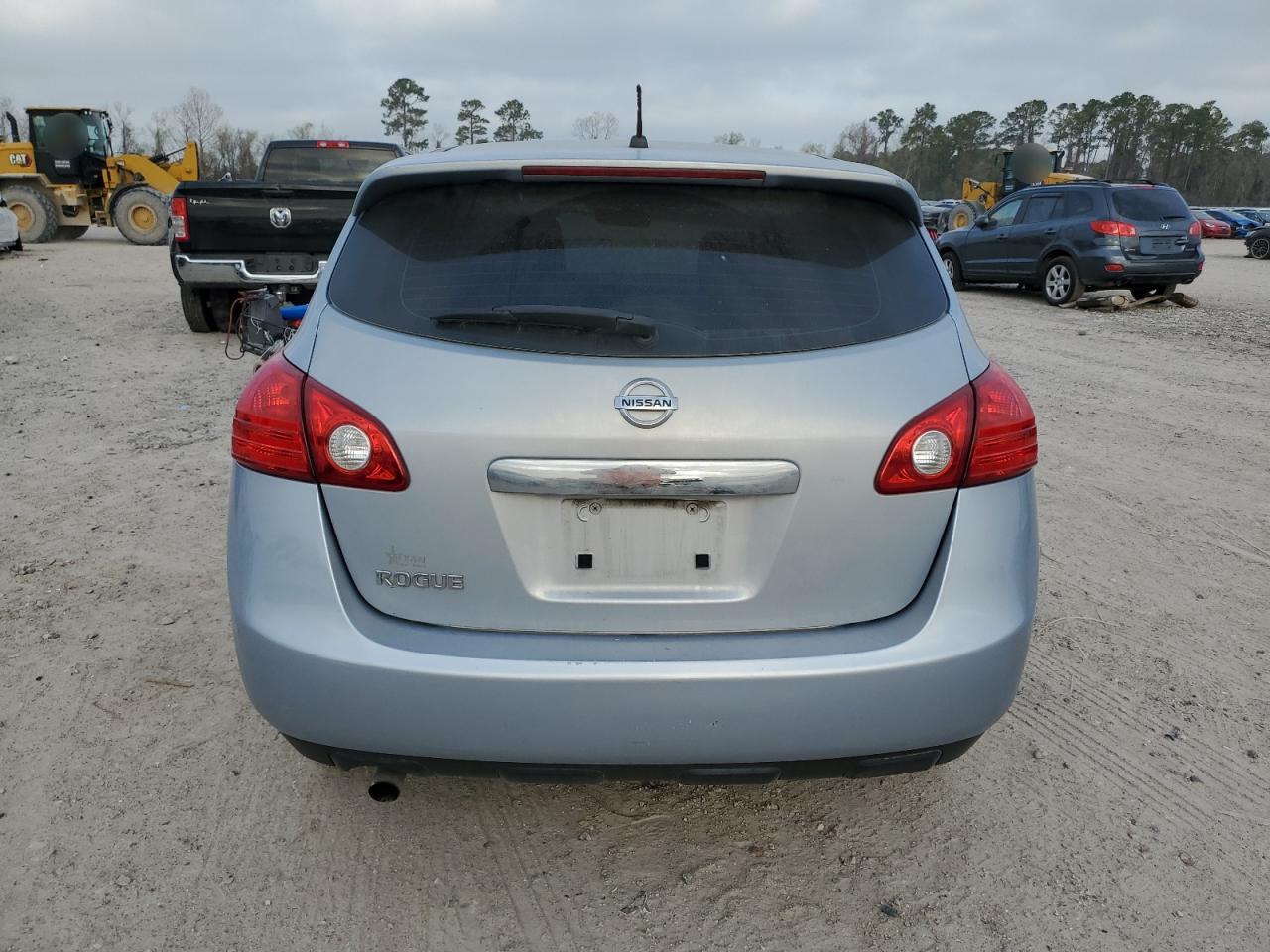 2013 Nissan Rogue - Image 6
