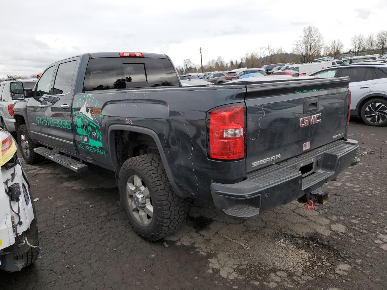 2019 GMC Sierra - Image 2