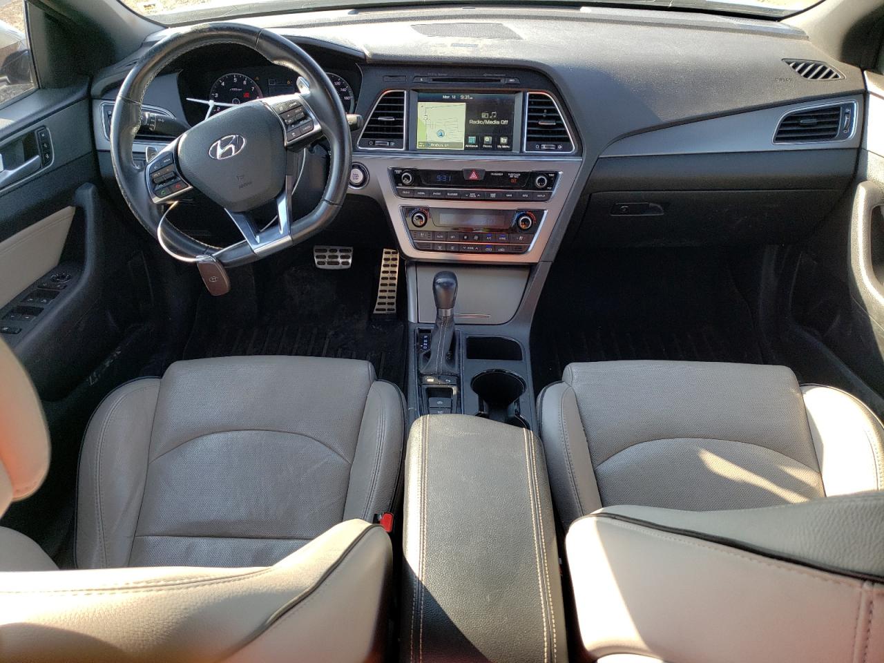 2015 Hyundai Sonata - Image 8