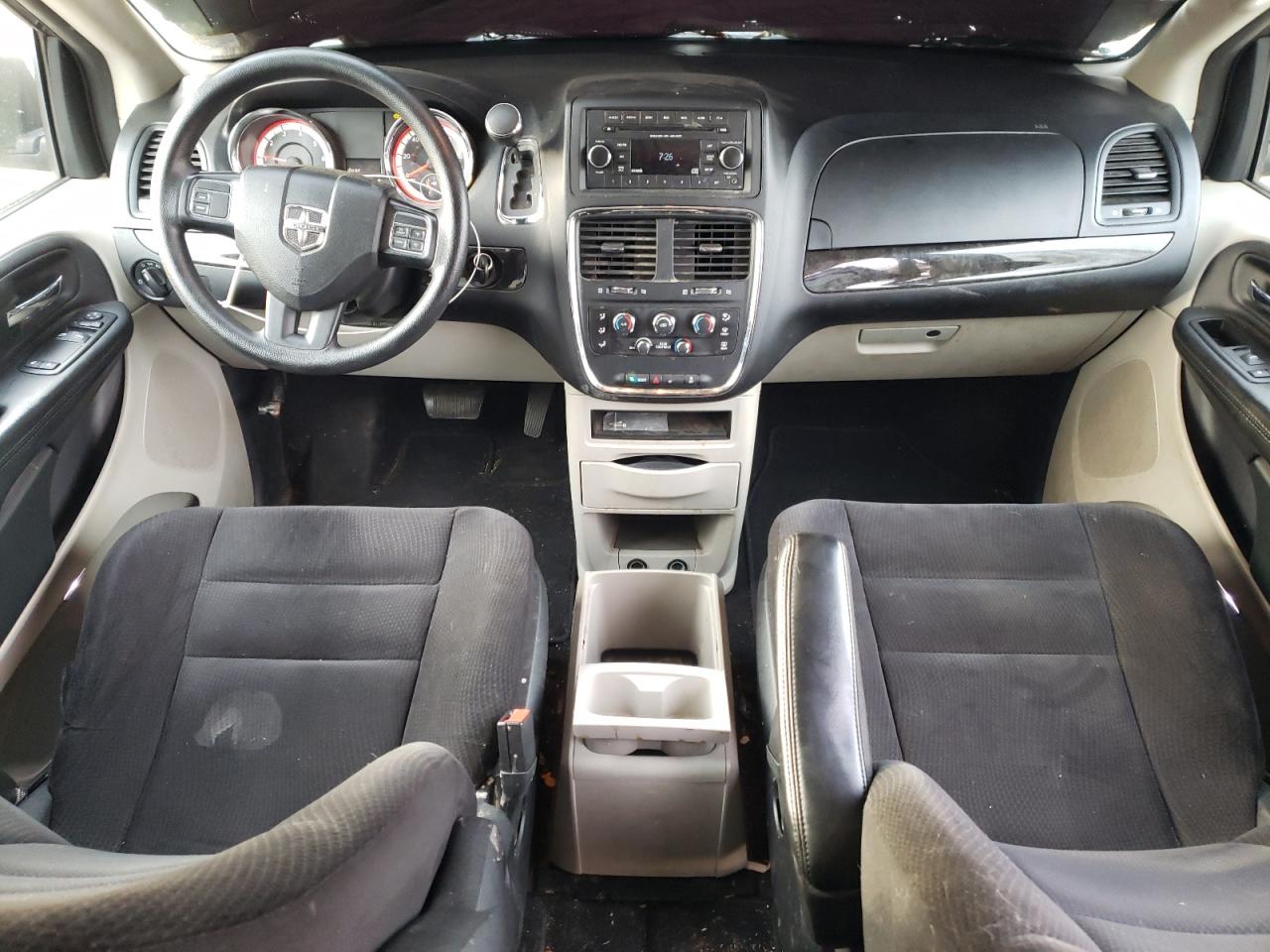 2015 Dodge Caravan - Image 8