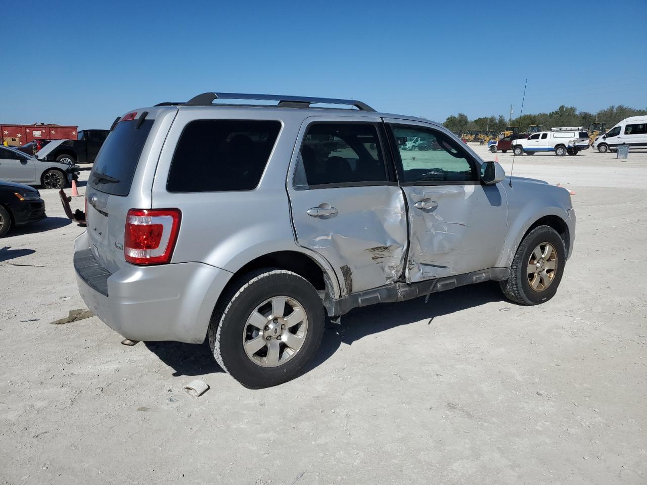 2012 Ford Escape - Image 3