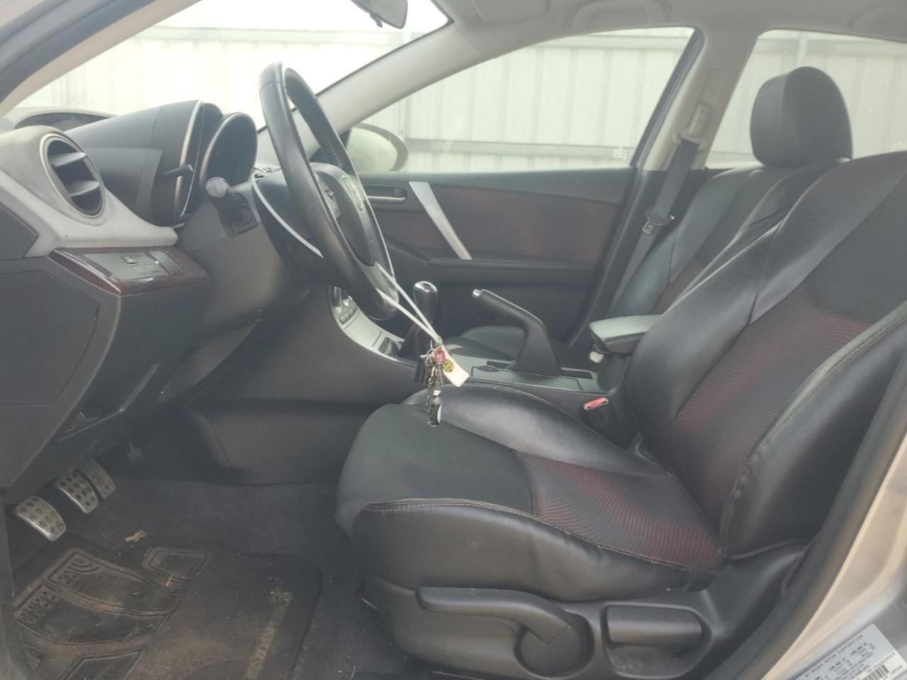 2010 Mazda 3 - Image 7