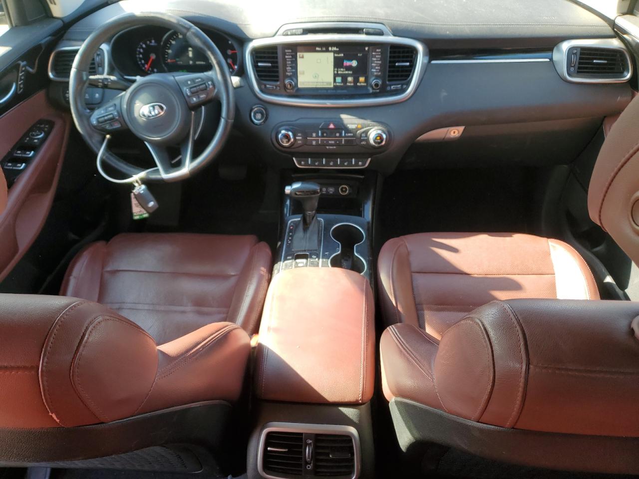 2017 Kia Sorento - Image 8