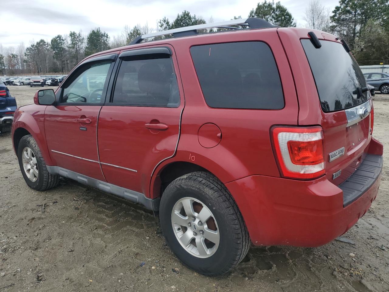 2010 Ford Escape - Image 2