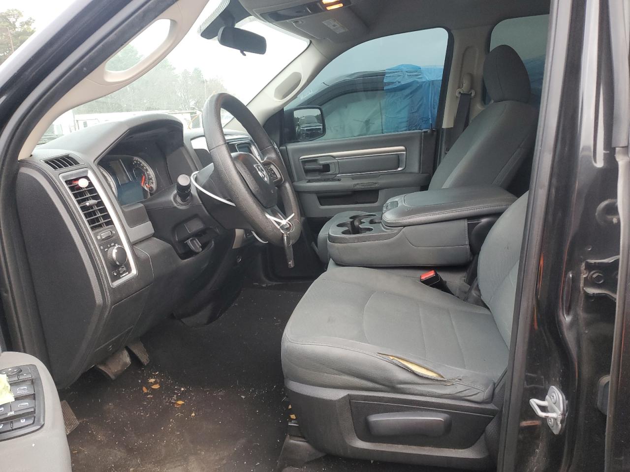 2017 RAM 1500 - Image 7