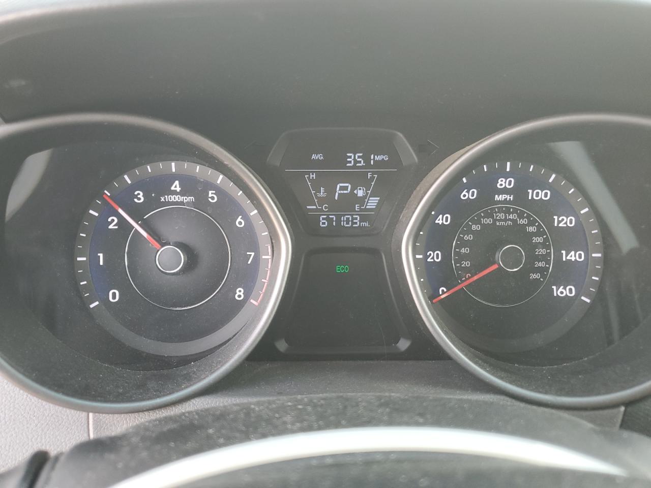 2015 Hyundai Elantra - Image 9