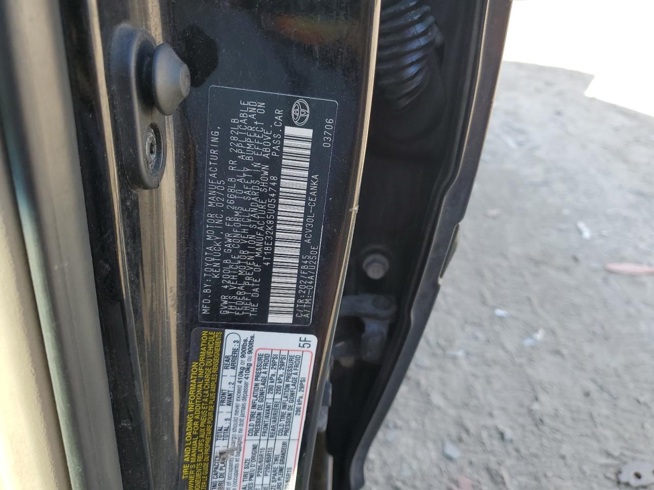 2005 Toyota Camry Le VIN: 4T1BE32K85U054748 Lot: 63199635