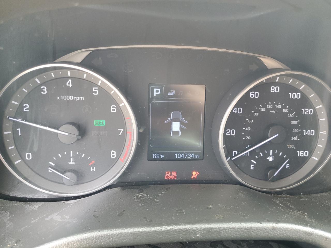 2018 Hyundai Elantra - Image 9