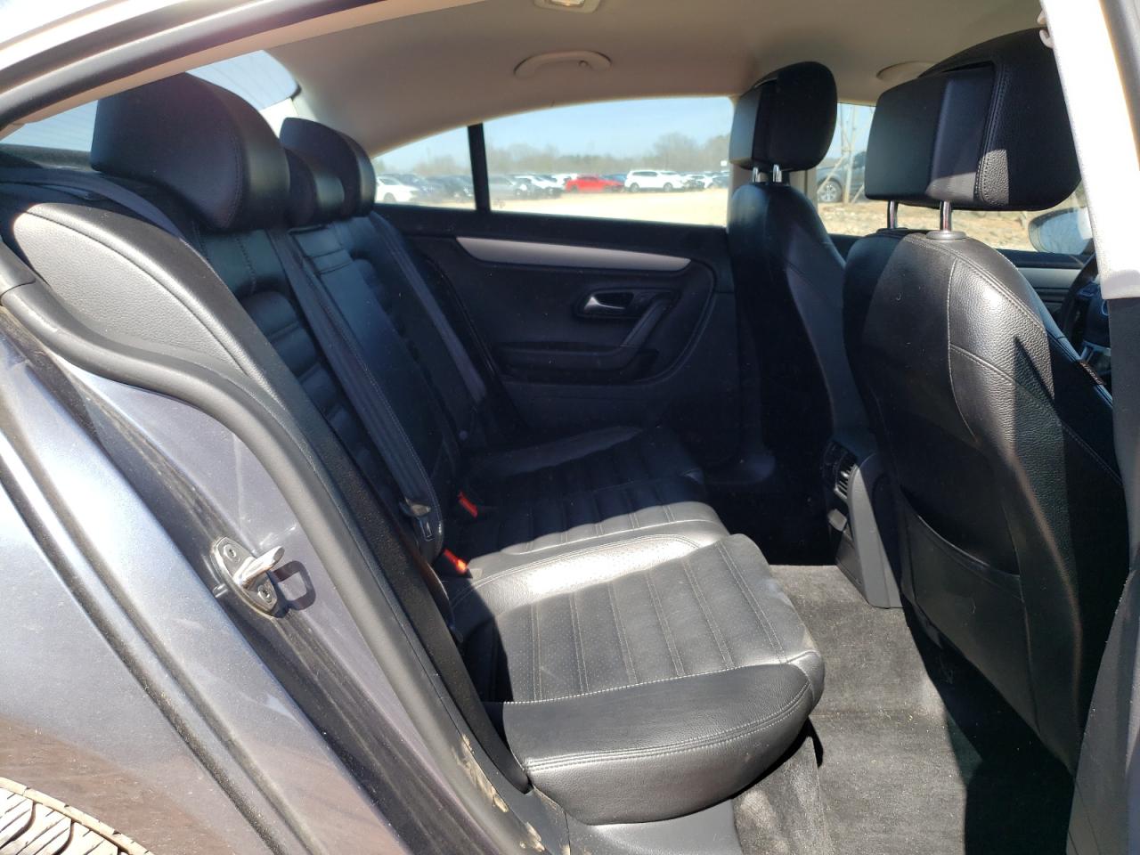 2013 Volkswagen Passat CC - Image 11