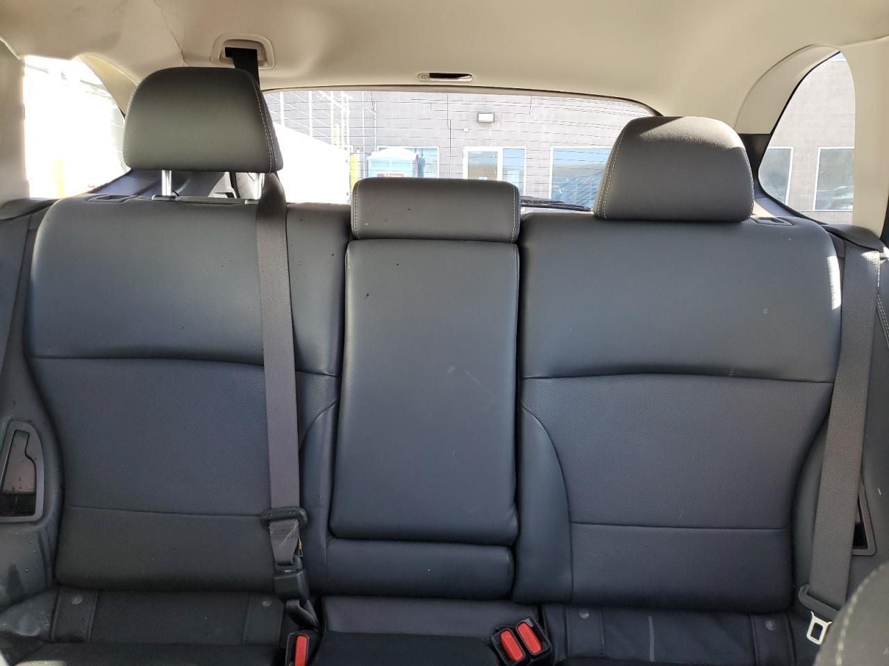 2018 Subaru Outback - Image 10