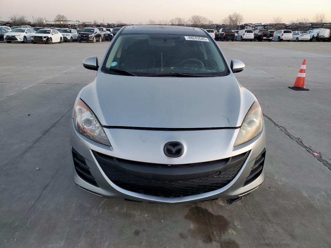 2010 Mazda 3 - Image 5