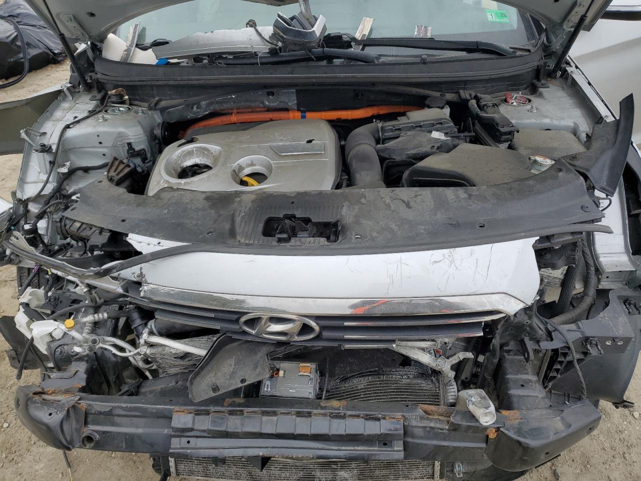 2016 Hyundai Sonata - Image 11